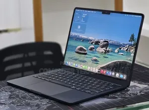 New Laptop Apple MacBook Air 2025 M4 16GB Apple M4 SSD 256GB