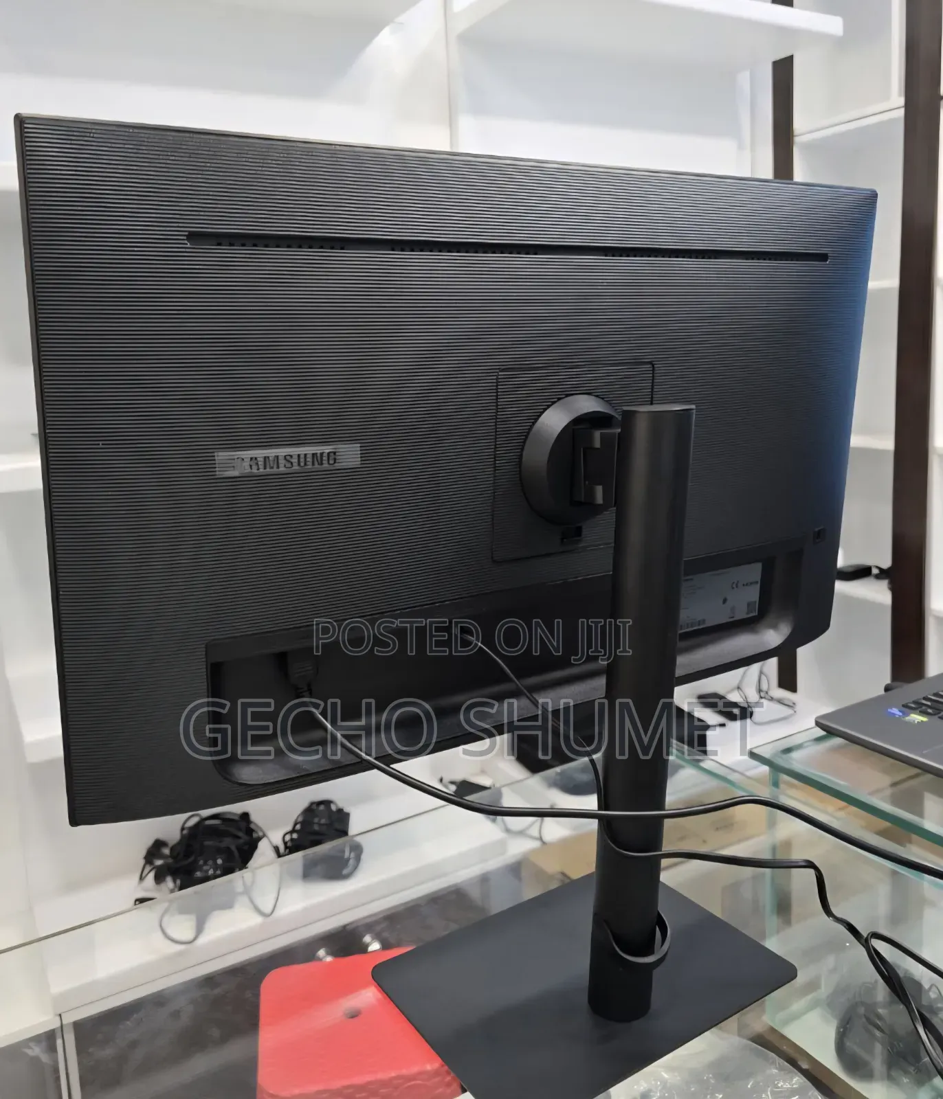 Electronics & Monitor
