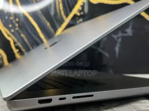 New Laptop Apple MacBook Pro 2021 M1 16GB Apple M1 Pro SSD 512GB