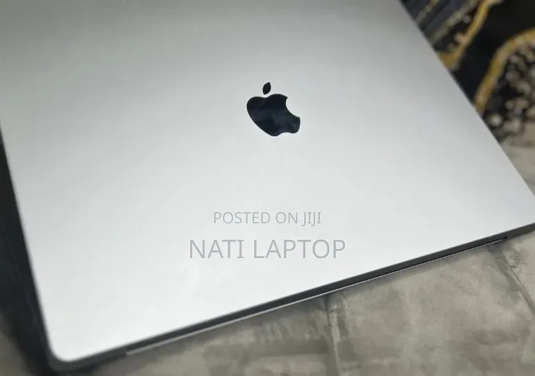 New Laptop Apple MacBook Pro 2021 M1 16GB Apple M1 Pro SSD 512GB