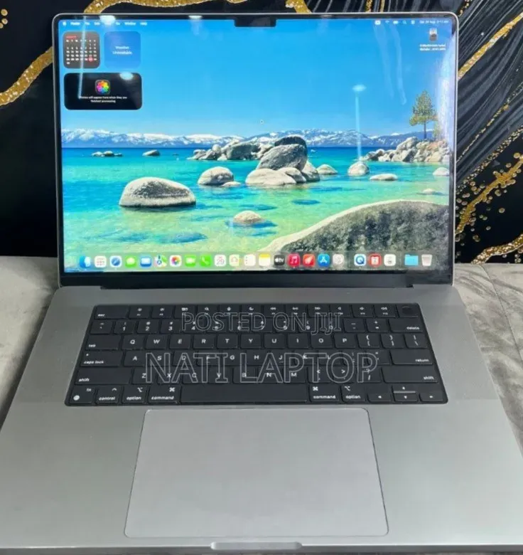 New Laptop Apple MacBook Pro 2021 M1 16GB Apple M1 Pro SSD 512GB