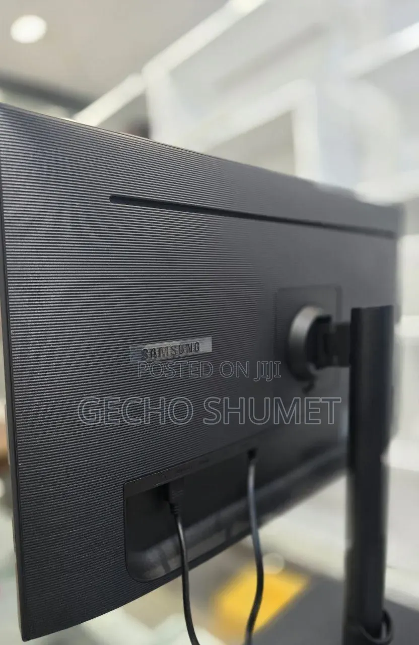 Electronics & Monitor