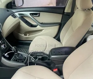 Hyundai Elantra 2014 Silver