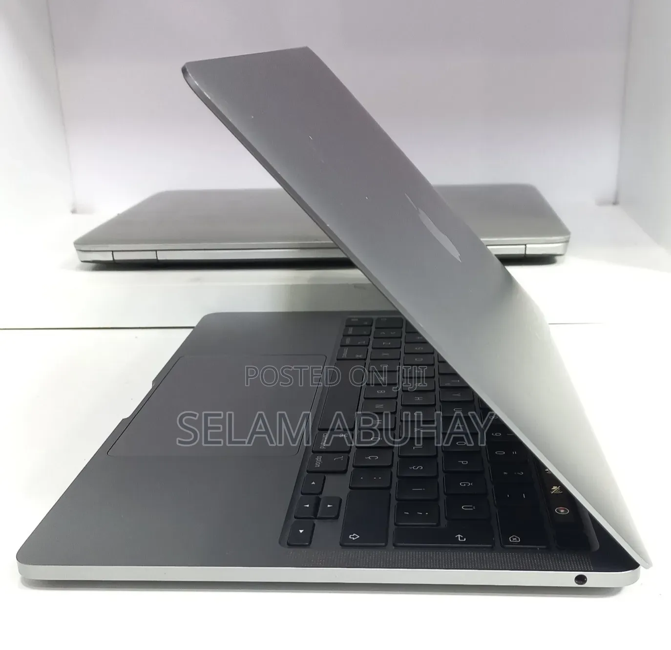 New Laptop Apple MacBook Pro 2021 M1 8GB Apple M1 Pro SSD 256GB
