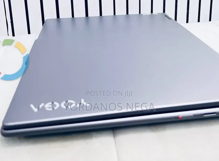 New Laptop Lenovo Yoga Slim 7 16GB AMD Ryzen 7 SSD 512GB