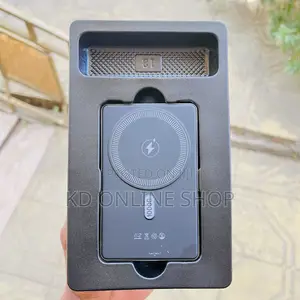RUGGA’S 10000mAh Magnetic Power Bank
