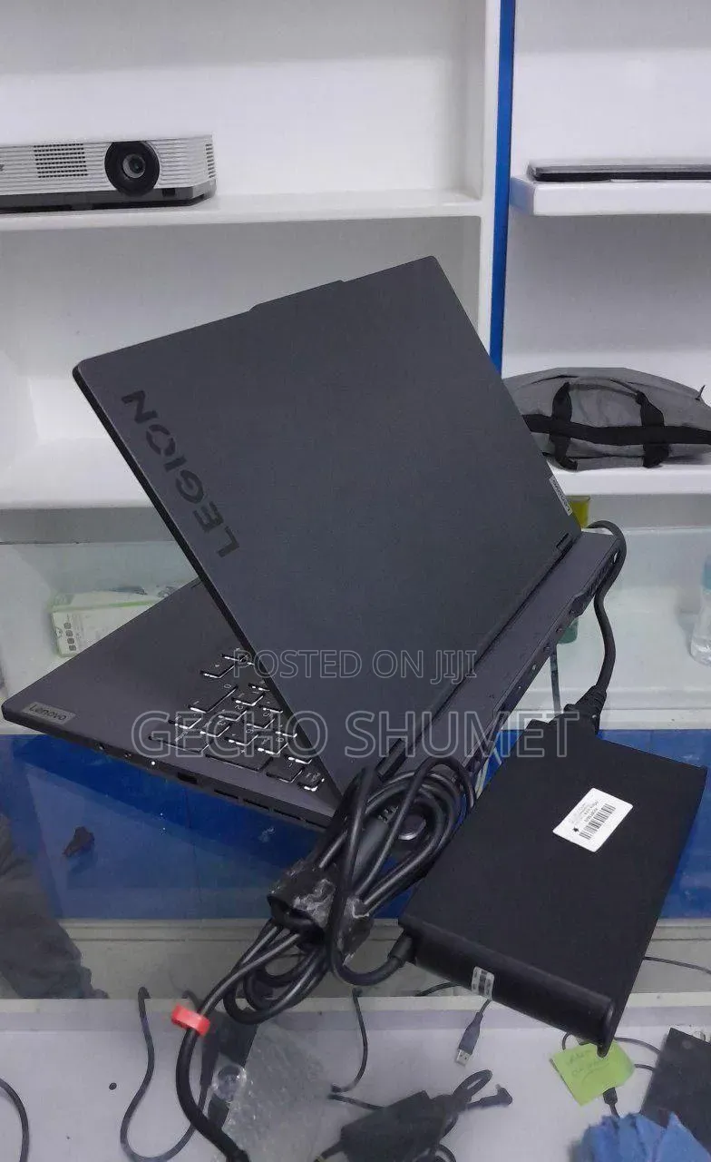 New Lenovo Legion Y7000P IRX9 Gaming Laptop 24GB Intel Core i7 SSD 1T