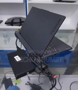New Lenovo Legion Y7000P IRX9 Gaming Laptop 24GB Intel Core i7 SSD 1T