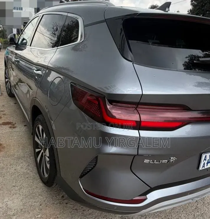 BYD Song Plus 2024 Gray