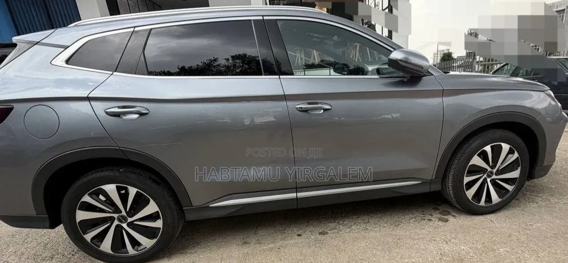 BYD Song Plus 2024 Gray