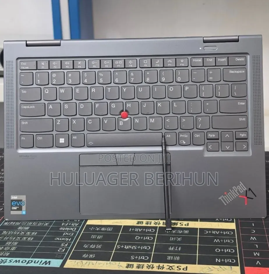 New Laptop Lenovo ThinkPad X1 Yoga 16GB Intel Core i5 SSD 512GB