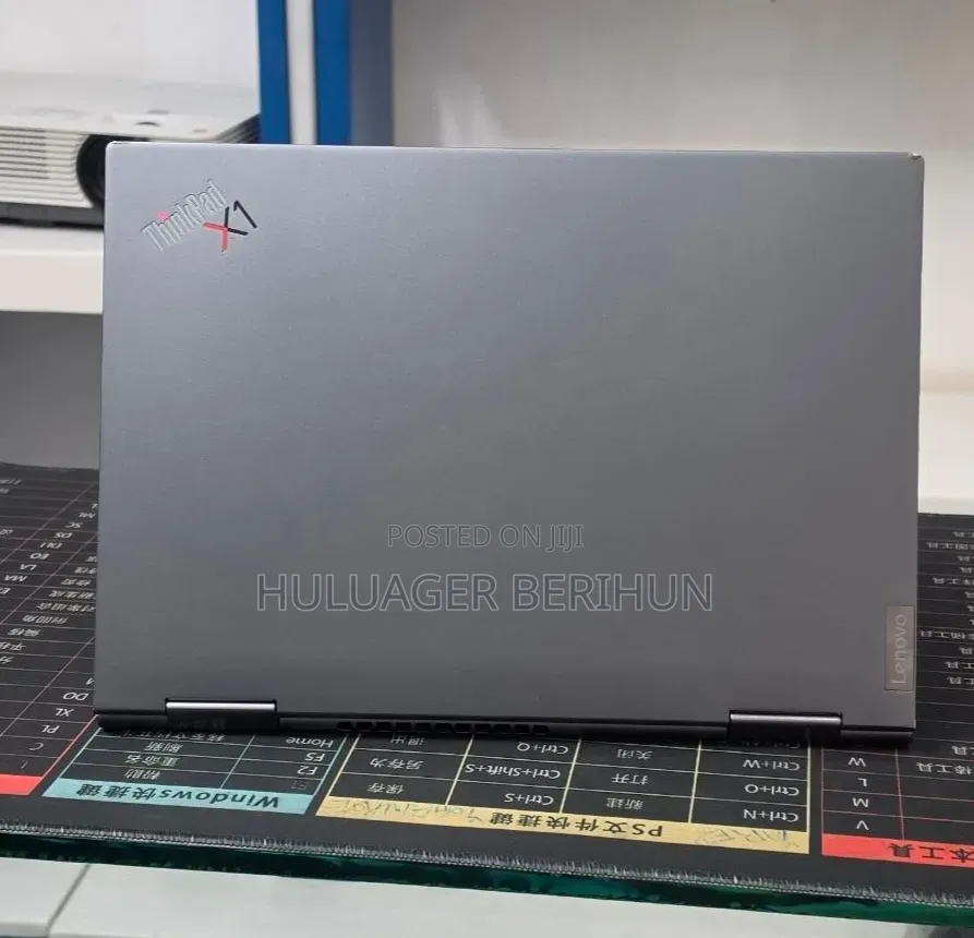 New Laptop Lenovo ThinkPad X1 Yoga 16GB Intel Core i5 SSD 512GB