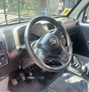 Suzuki Eeco 2024 Silver