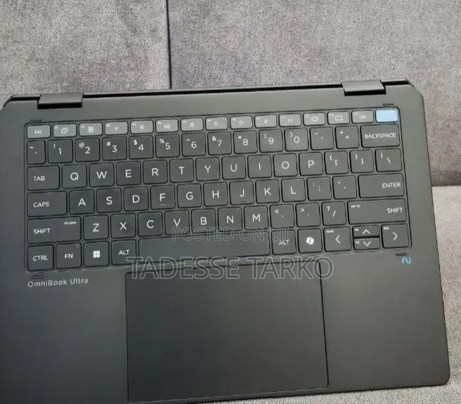New Laptop HP OmniBook X Flip 14" 16GB Intel Core Ultra 7 SSD 1T