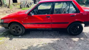 Toyota Corolla 1.3 1986 Red
