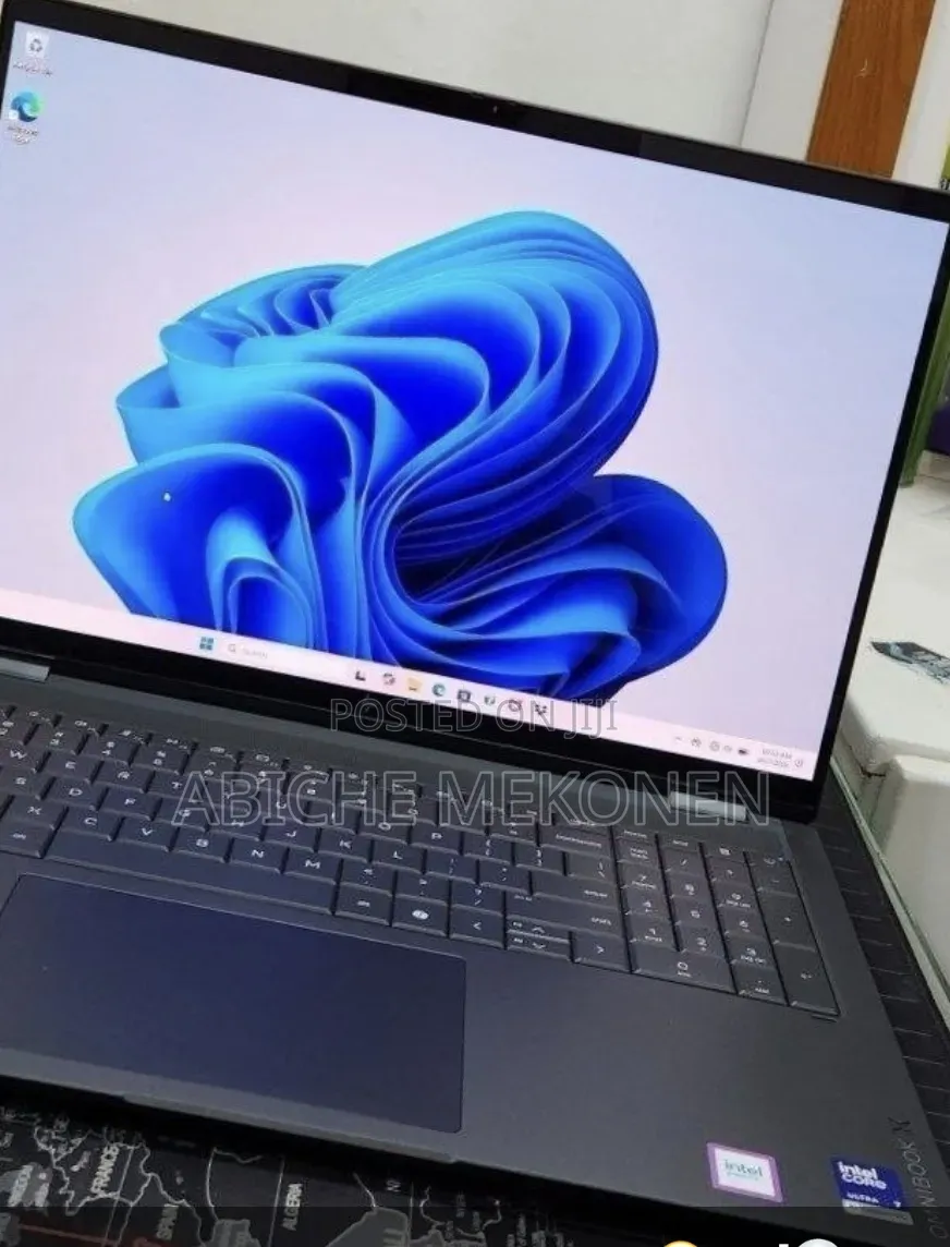 New Laptop HP OmniBook X Flip 14" 16GB Intel Core Ultra 7 SSD 512GB
