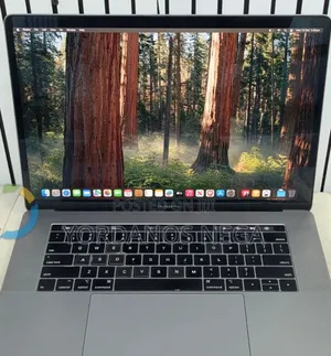 New Laptop Apple MacBook Pro 2019 16GB Intel Core i7 SSD 512GB