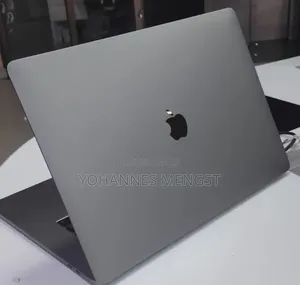 New Laptop Apple MacBook Pro 2017 16GB Intel Core i7 SSD 512GB