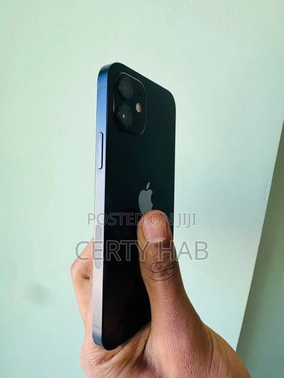 Apple iPhone 12 64 GB Black
