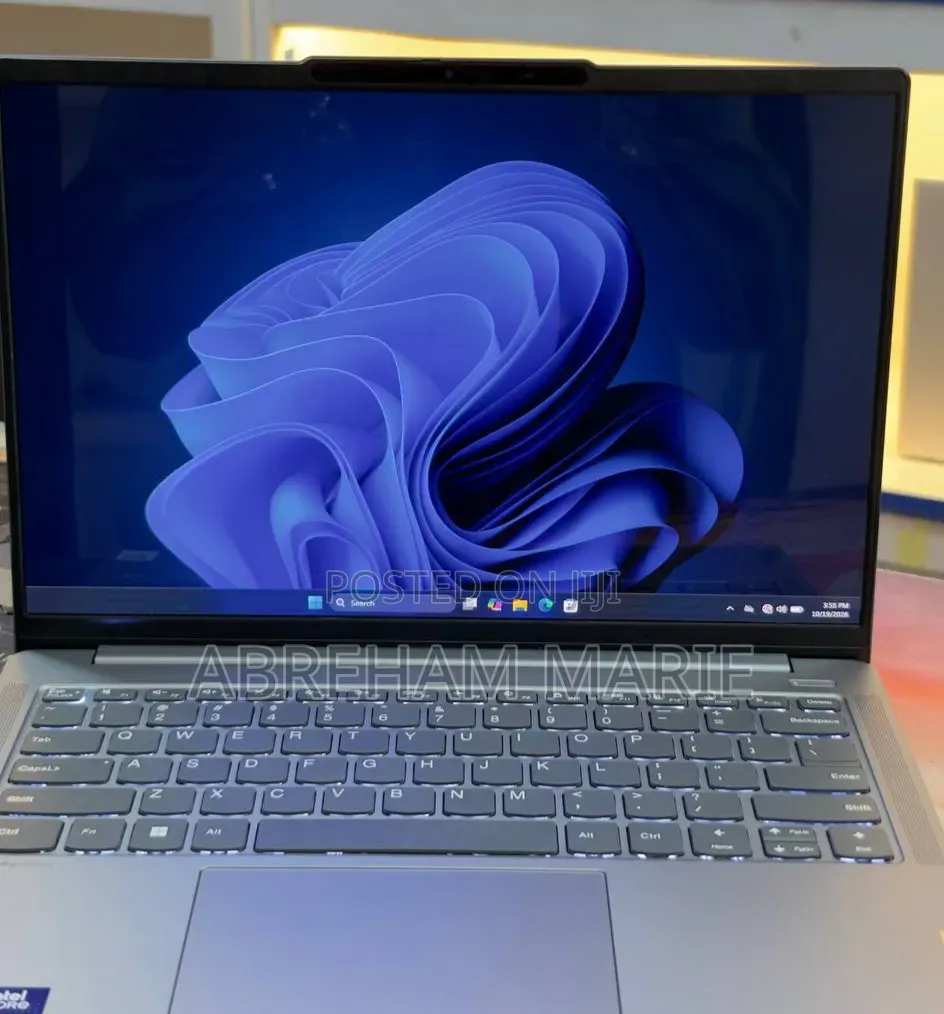 New Lenovo Yoga Pro 9i Aura Edition 32GB Intel Core Ultra 9 SSD 512GB