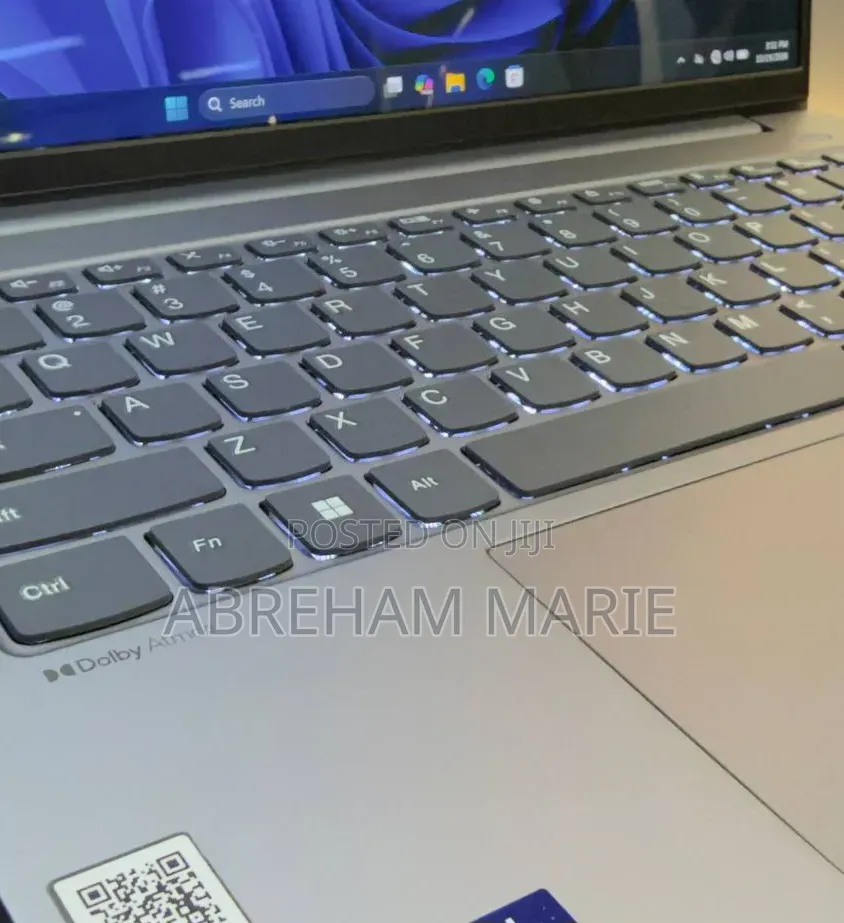 New Lenovo Yoga Pro 9i Aura Edition 32GB Intel Core Ultra 9 SSD 512GB