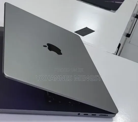 New Laptop Apple MacBook Pro 2021 M1 32GB Apple M1 SSD 512GB