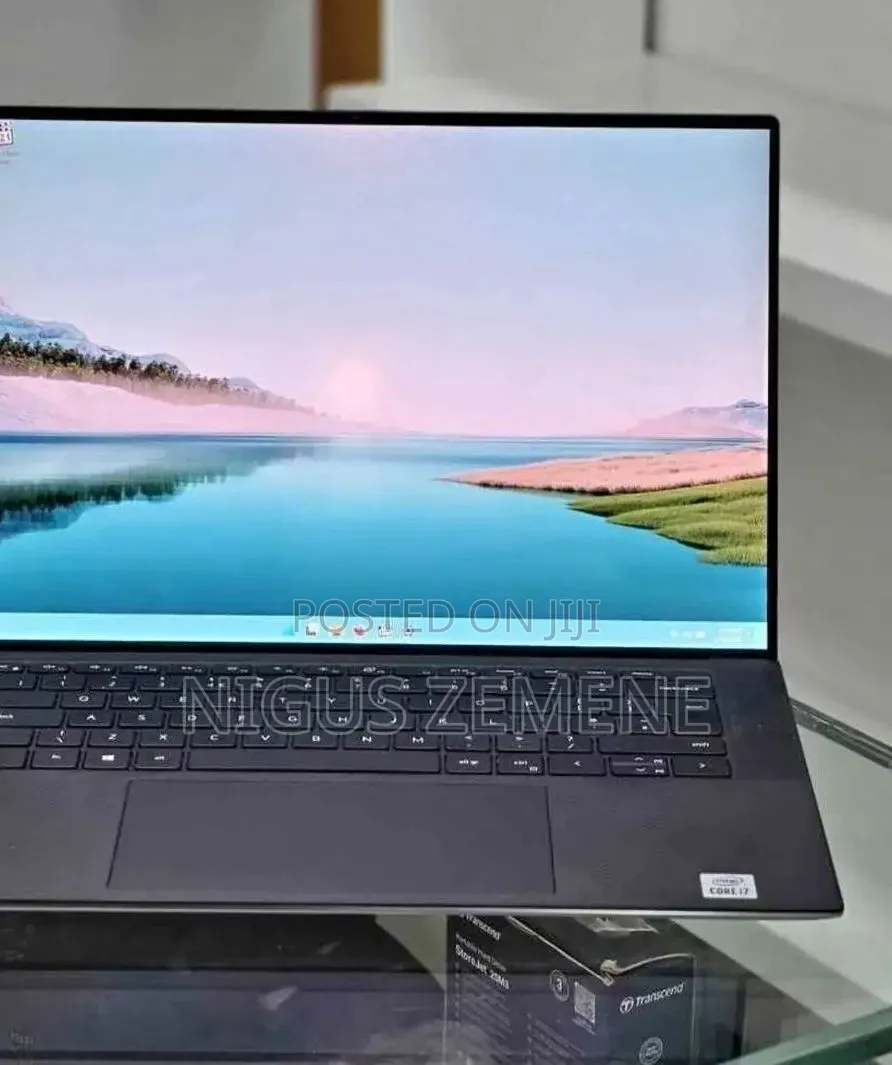 New Laptop Dell XPS 15 16GB Intel Core i7 SSD 512GB