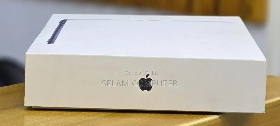 New Laptop Apple MacBook Pro 2026 M5 Pro 16GB Intel Core i7 SSD 512GB