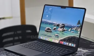 New Laptop Apple MacBook Air 2025 M4 16GB Apple M4 SSD 256GB