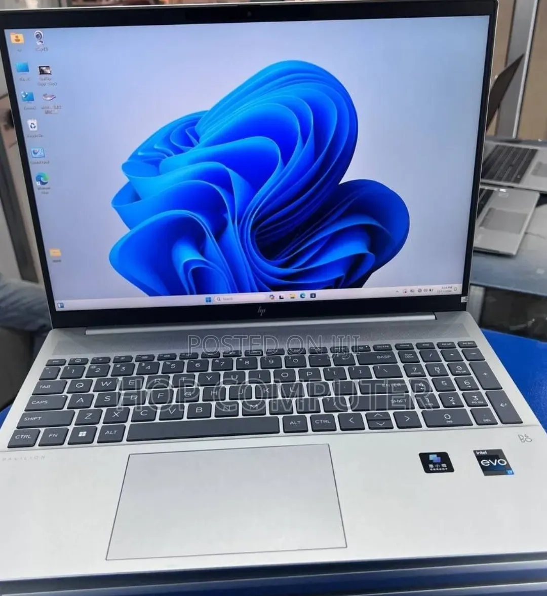 New Laptop HP Pavilion 14 16GB Intel Core i7 SSD 1T