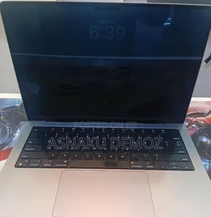 New Laptop Apple MacBook Pro 32GB Apple M1 Pro SSD 512GB