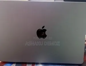 New Laptop Apple MacBook Pro 32GB Apple M1 Pro SSD 512GB