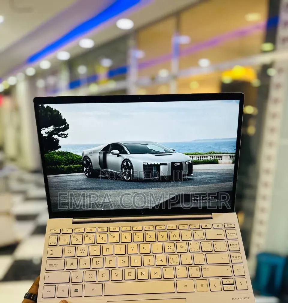 New Laptop HP 8GB Intel Core i5 SSD 512GB