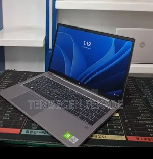 New Laptop HP ZBook Firefly 15 G7 16GB Intel Core i7 SSD 512GB