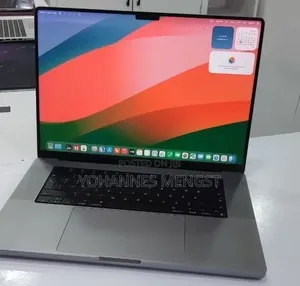 New Laptop Apple MacBook Pro 2021 M1 Max 64GB Apple M1 SSD 1T