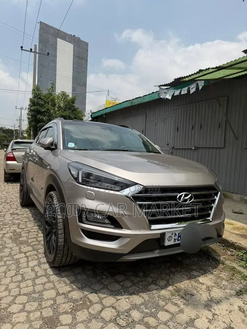 Hyundai Tucson 2020 Gold