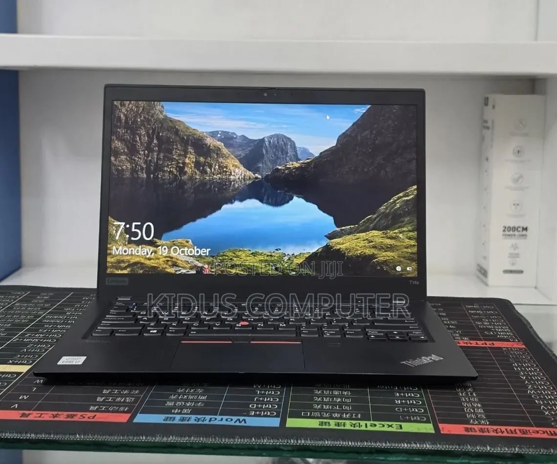 New Laptop Lenovo ThinkPad T14 16GB Intel Core i7 SSD 512GB