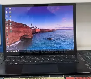 New Laptop Microsoft Surface Book 3 16GB Intel Core i7 SSD 256GB