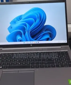 New Laptop HP ZBook Fury 17 G7 16GB Intel Core i7 SSD 512GB