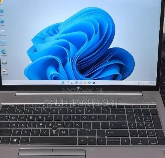 New Laptop HP ZBook Fury 17 G7 16GB Intel Core i7 SSD 512GB