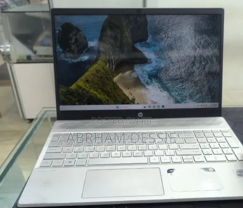 New Laptop HP 16GB Intel Core i5 SSD 512GB