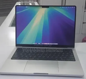 New Laptop Apple MacBook Pro 2024 M4 Pro 16GB Apple M4 SSD 512GB