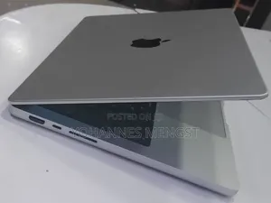 New Laptop Apple MacBook Pro 2024 M4 Pro 16GB Apple M4 SSD 512GB