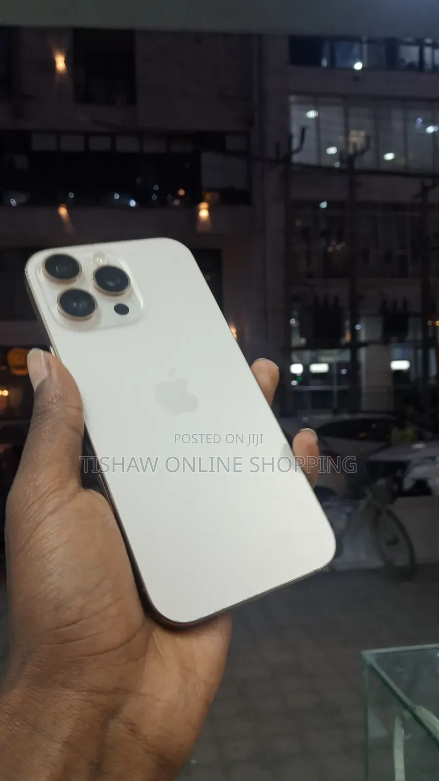 New Apple iPhone 16 Pro Max 256 GB White
