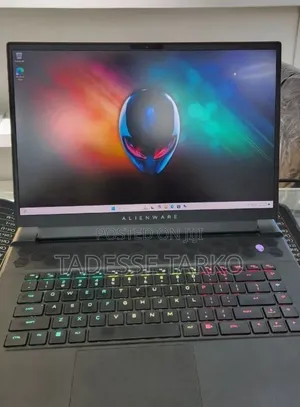 New Laptop Alienware X16 r1 16GB AMD Ryzen 9 SSD 1T