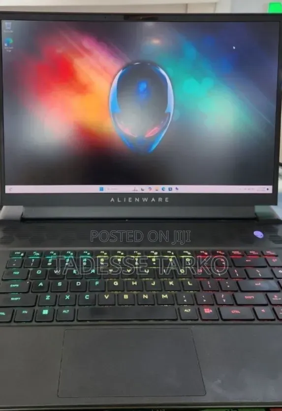New Laptop Alienware X16 r1 16GB AMD Ryzen 9 SSD 1T