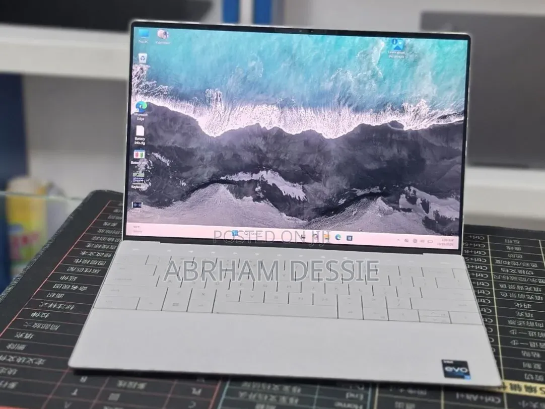 New Laptop Dell 16GB Intel Core i7 SSD 512GB