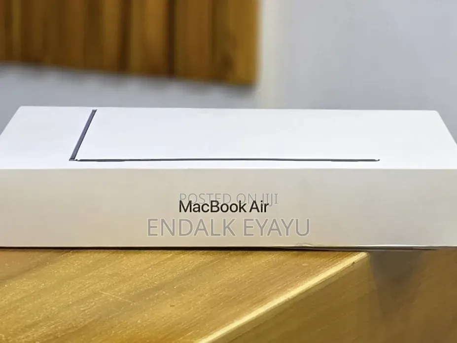 New Laptop Apple MacBook Air 2026 M5 16GB Apple M5 SSD 512GB