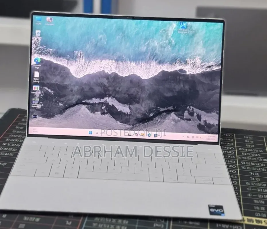 New Laptop Dell 16GB Intel Core i7 SSD 512GB