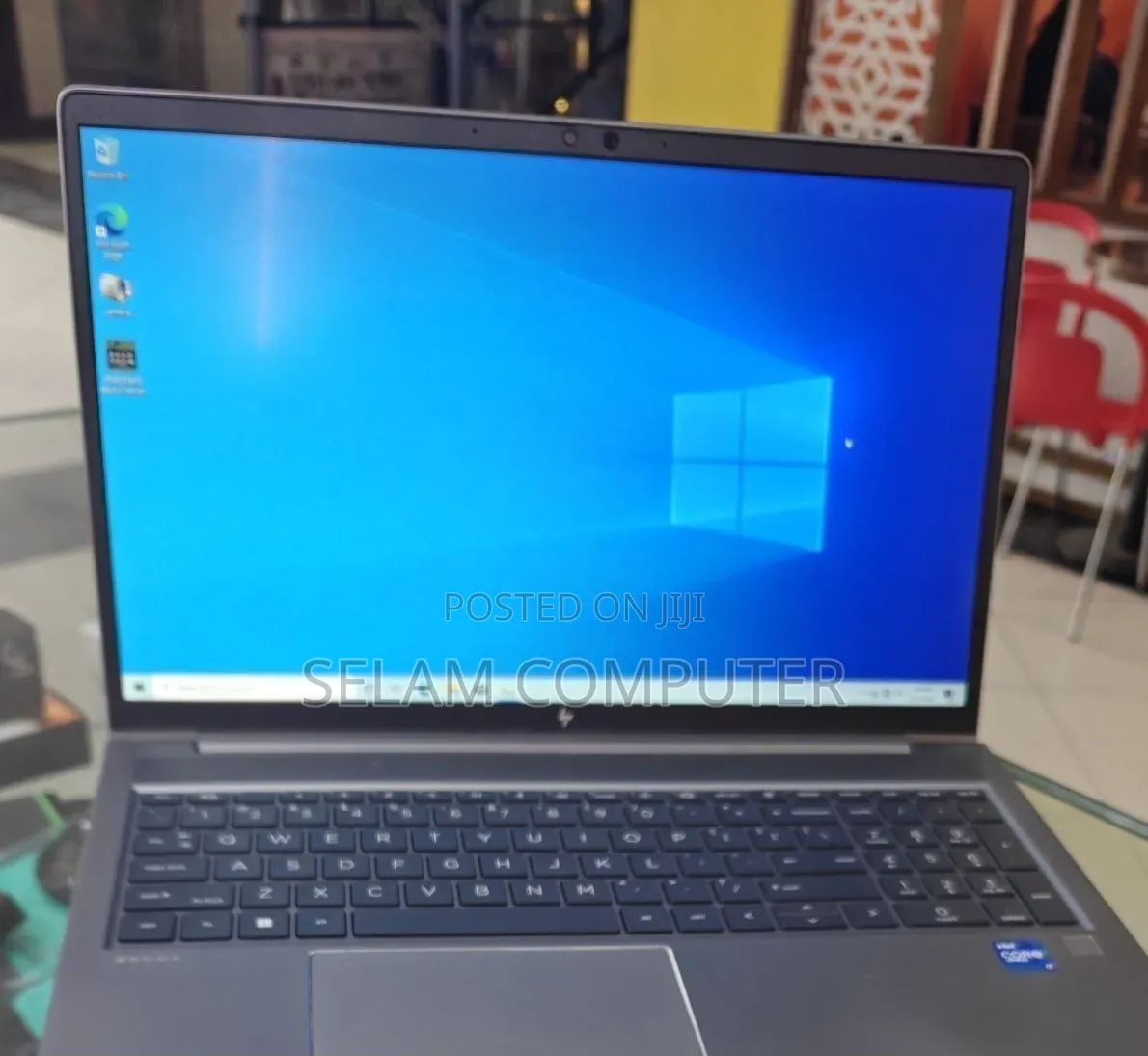 New Laptop HP ZBook Firefly 14 G7 16GB Intel Core i7 SSD 512GB